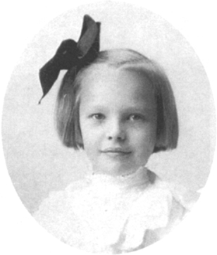 Childhood portrait of Amelia Earhart in circa 1901