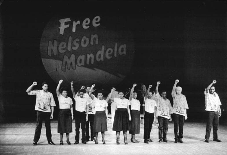 people attending a Free Mandela protest in 1986