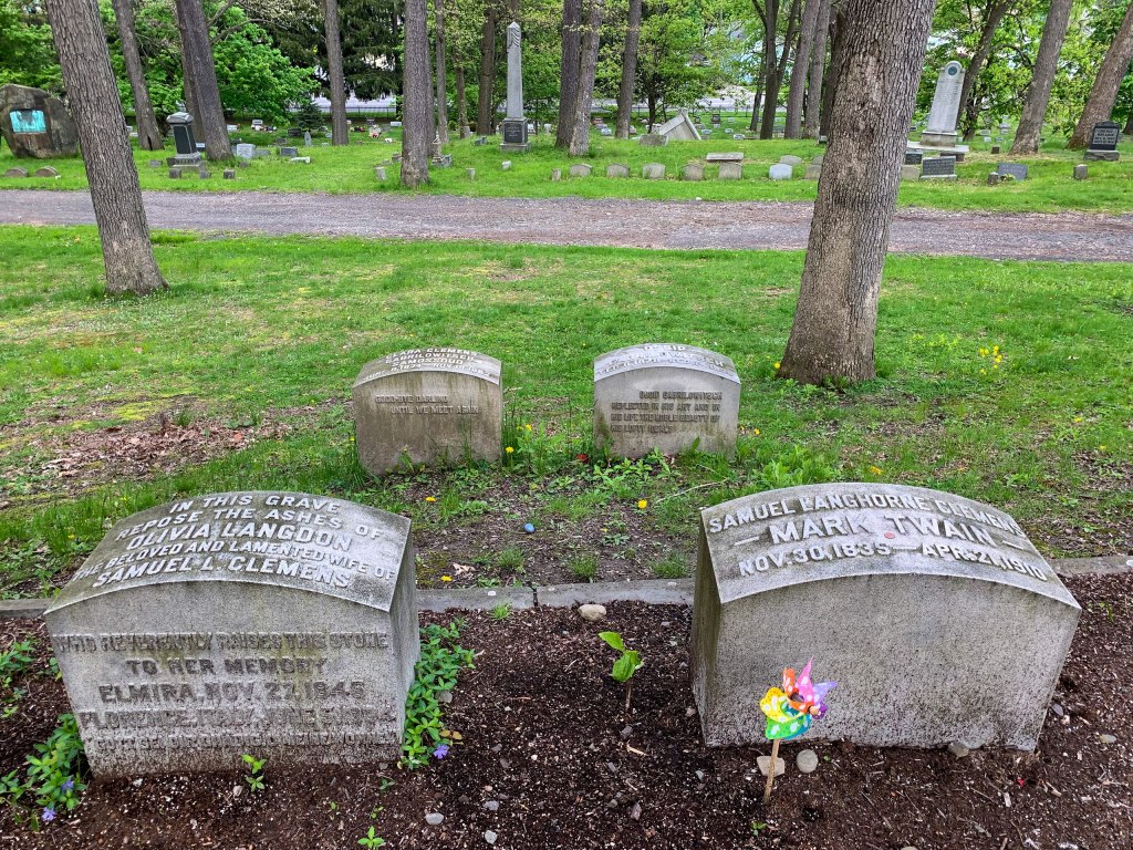 Graves of Olivia Langdon Clemens and Mark Twain at Woodlawn Cemetery, Elmira New York